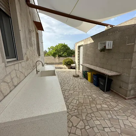 Piccola Oasi 度假居 *